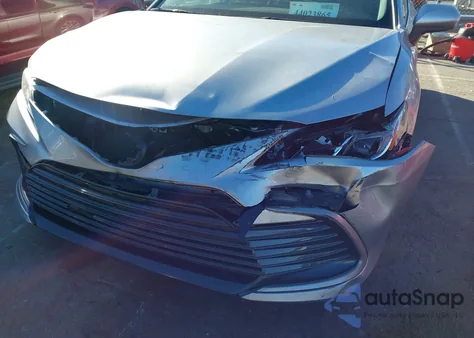 2023 Toyota Camry Le z USA, uszkodzony, nr VIN 4T1C11AK3PU772488